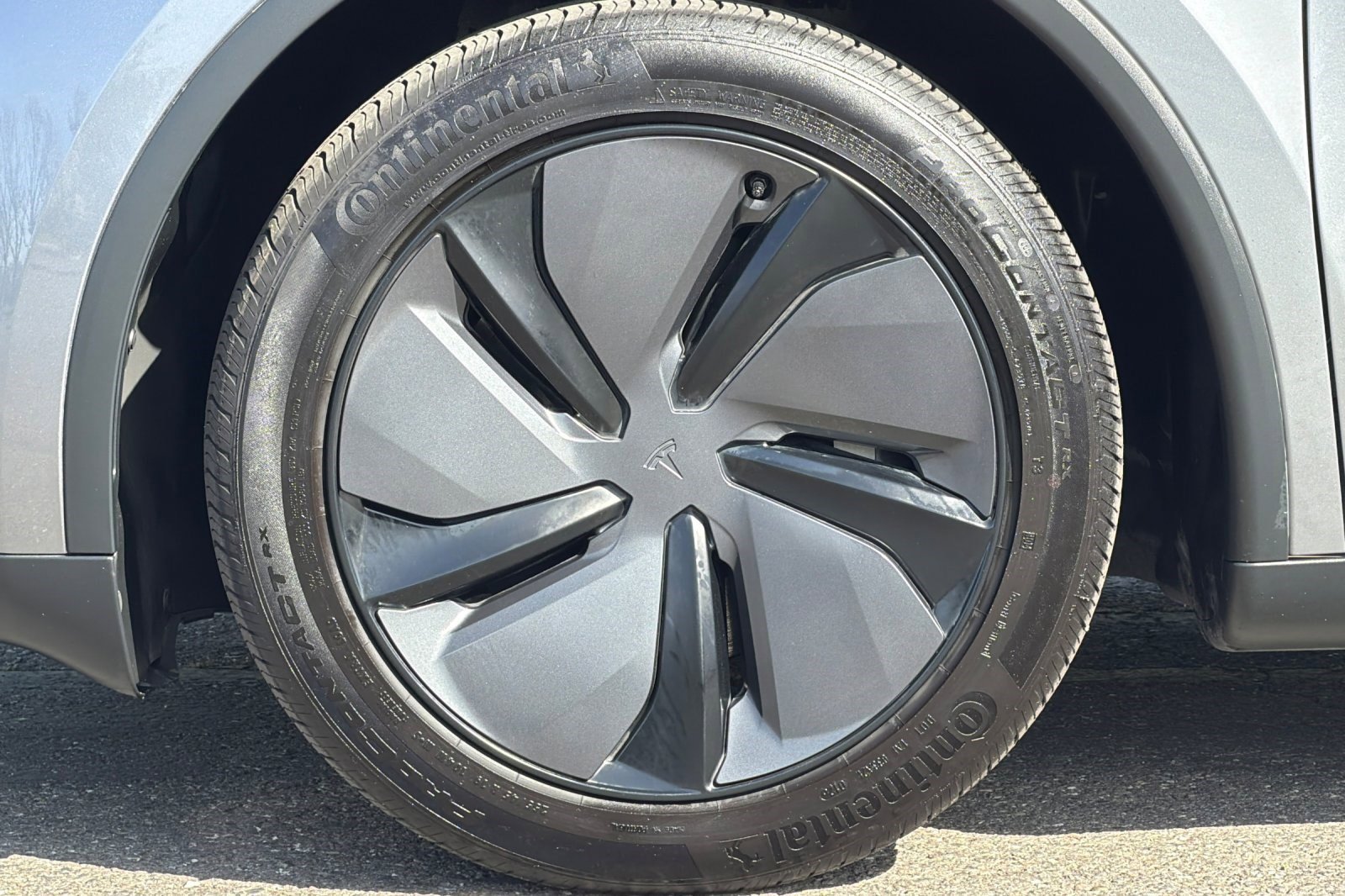 Used 2026 Tesla Model Y image 36