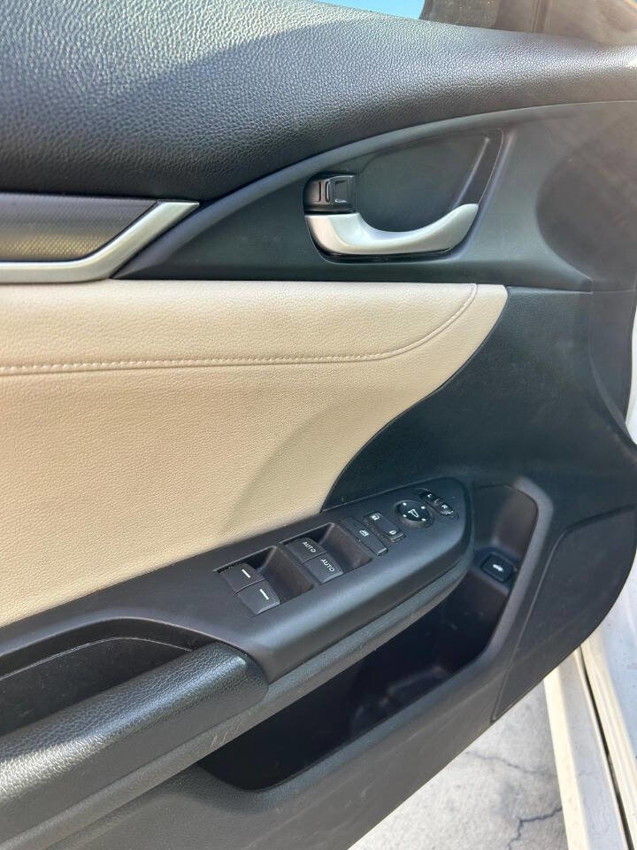 Used 2019 Honda Civic Touring image 44