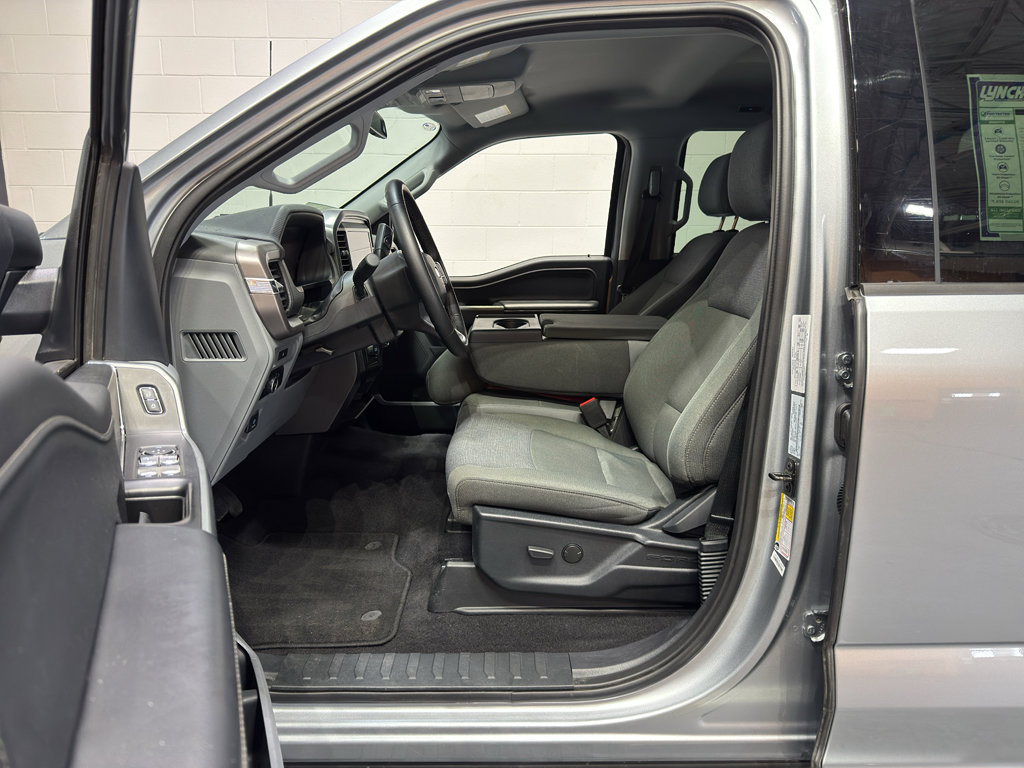 Used 2025 Ford F150 XLT w/ Equipment Group 301A Standard image 15