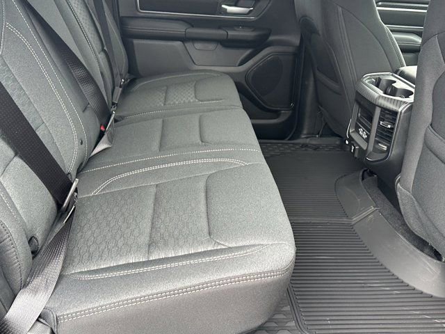 New 2026 RAM 1500 4x4 Crew Cab image 15