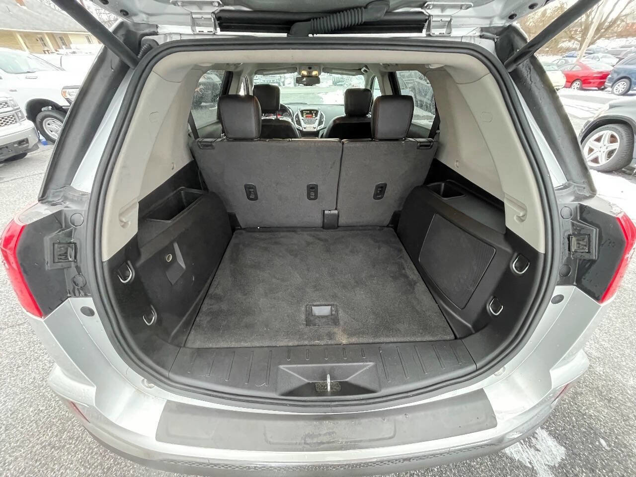 Used 2017 GMC Terrain SLT w/ Driver Alert Package I image 35