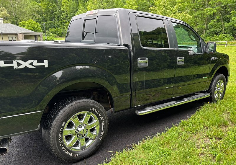 Used 2014 Ford F150 XLT w/ Equipment Group 302A Luxury image 7