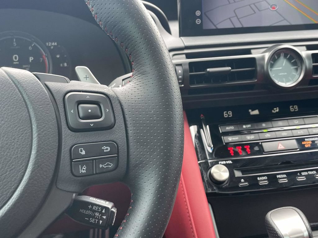 Used 2025 Lexus IS 350 F Sport w/ Navigation Package RWD image 26
