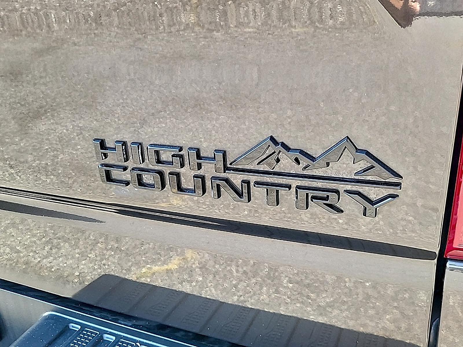 Used 2022 Chevrolet Silverado 1500 High Country w/ Safety Package II AWD/4WD image 31
