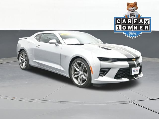 Used 2018 Chevrolet Camaro SS RWD image 1
