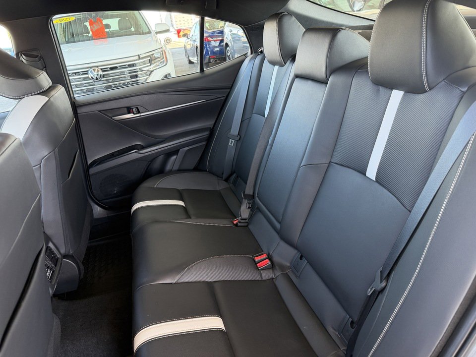 Used 2025 Toyota Camry SE AWD/4WD image 24