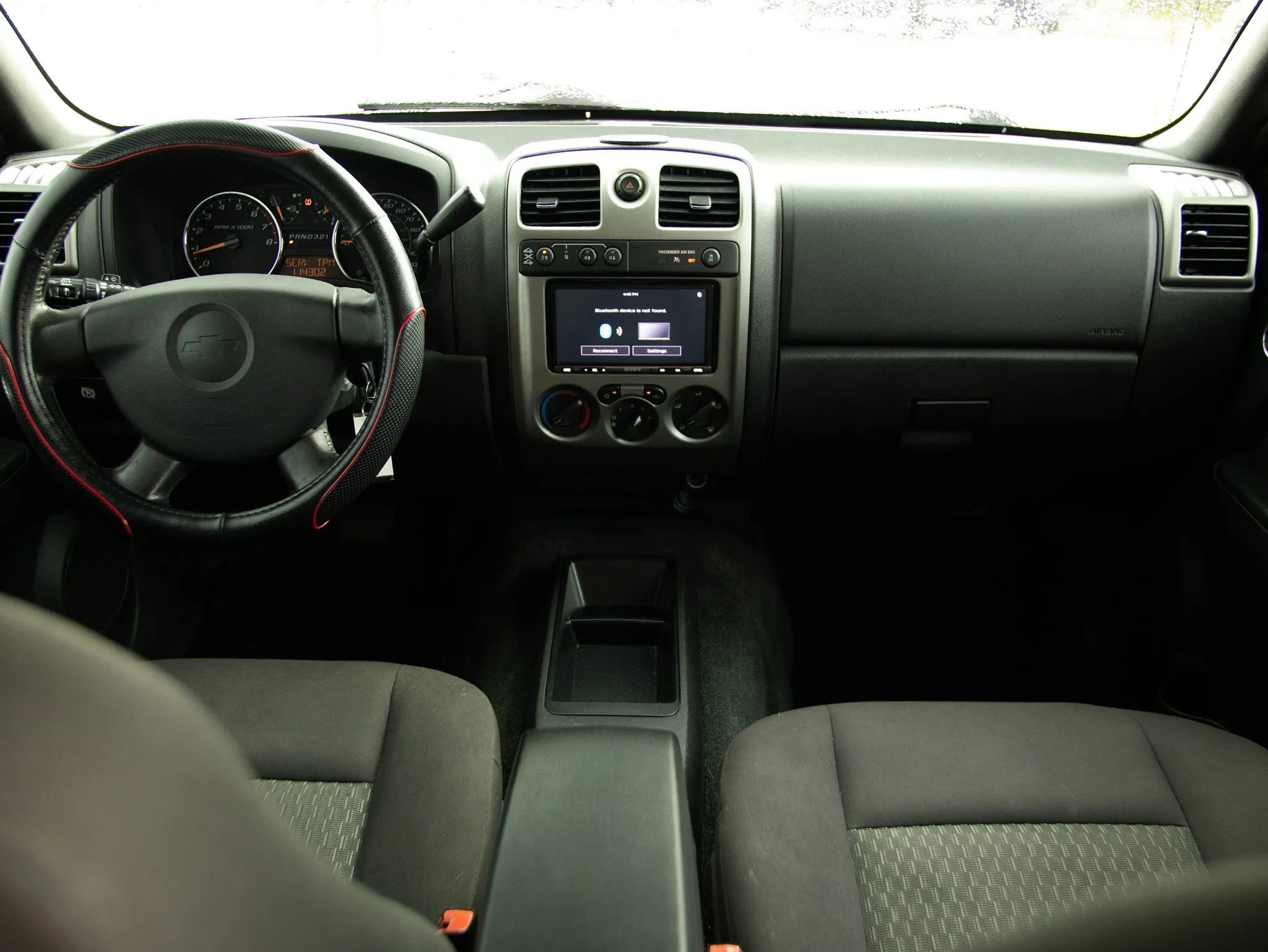 Used 2012 Chevrolet Colorado LT AWD/4WD image 29