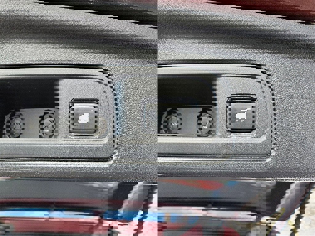 Used 2020 Honda Pilot Touring image 24