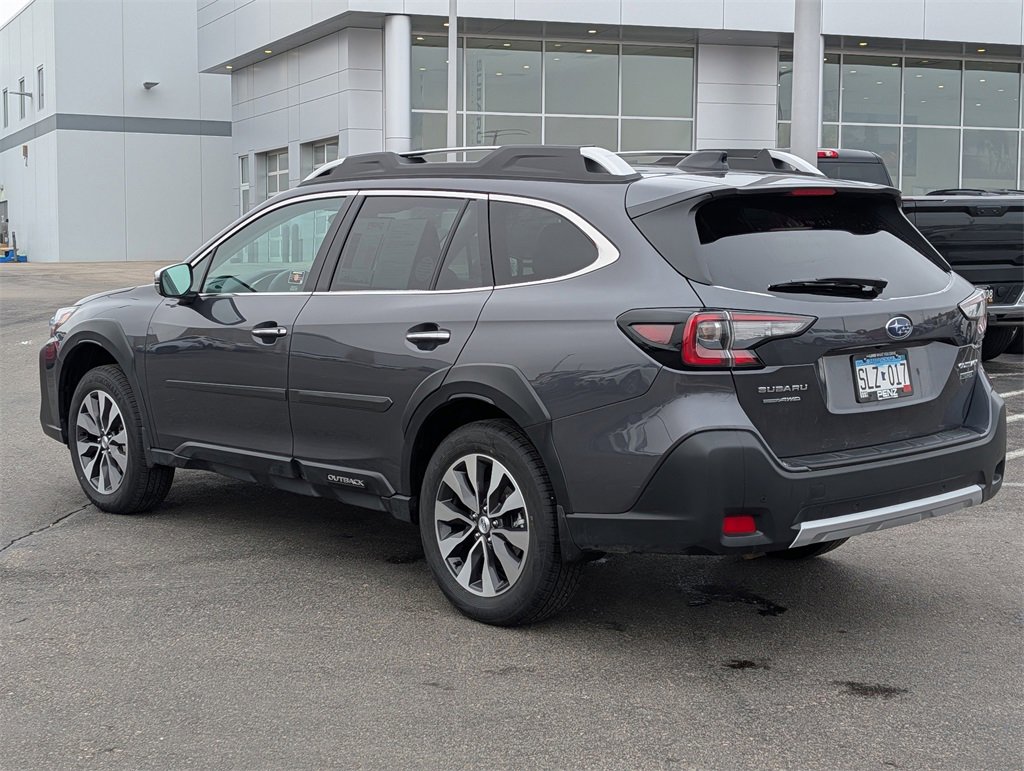 Used 2025 Subaru Outback Touring w/ Popular Package #2 image 5