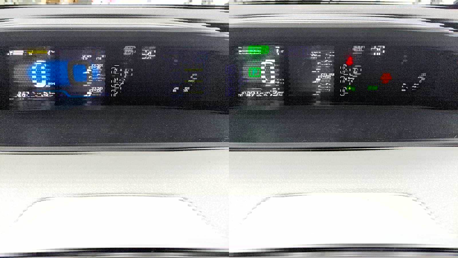 Used 2020 Toyota Prius XLE image 15