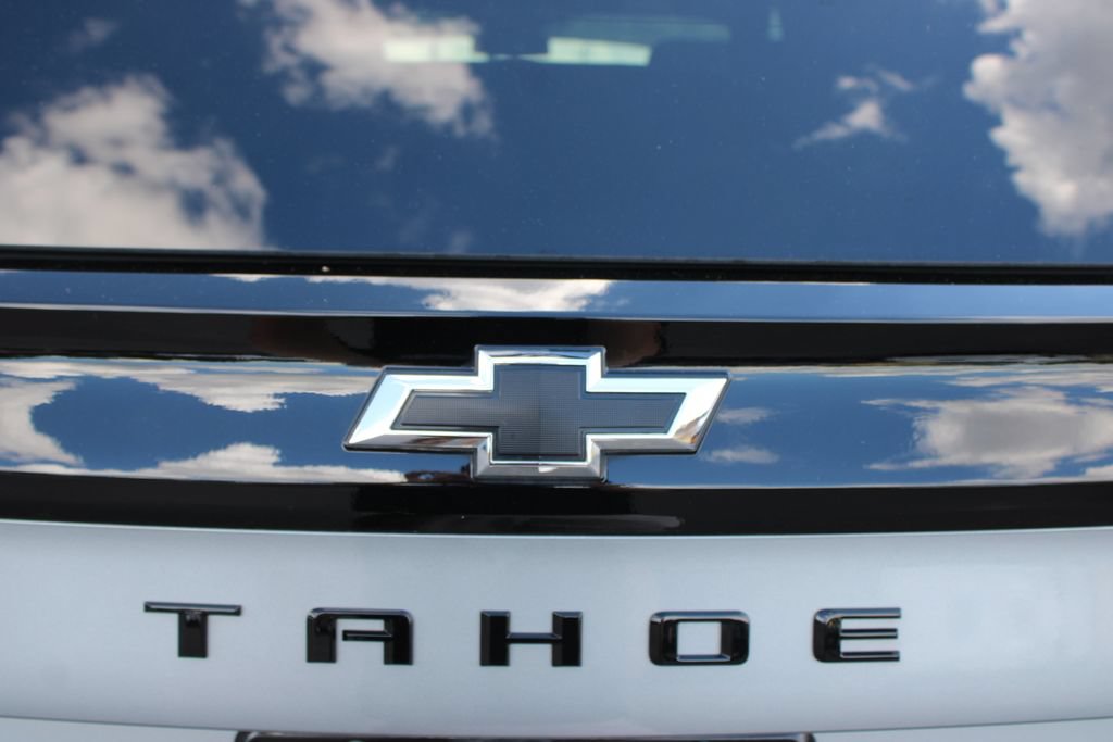 Used 2025 Chevrolet Tahoe Z71 w/ Comfort Package AWD/4WD image 14