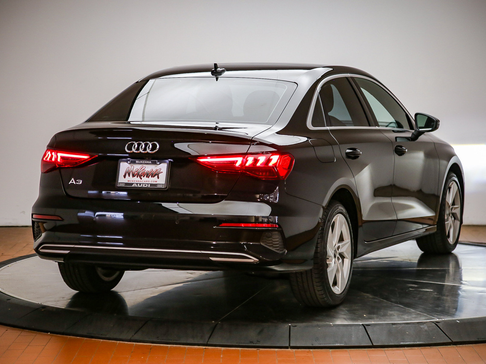 Used 2023 Audi A3 2.0T Premium FWD image 5