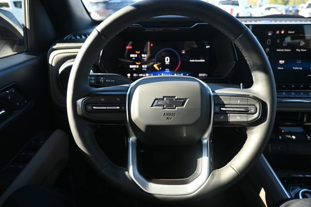 Used 2024 Chevrolet Colorado ZR2 w/ ZR2 Convenience Package III image 14