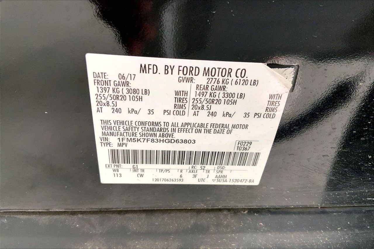 Used 2017 Ford Explorer Limited w/ Equipment Group 301A FWD image 8