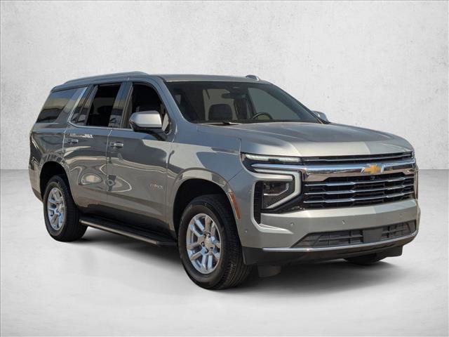 Used 2025 Chevrolet Tahoe LT AWD/4WD image 3