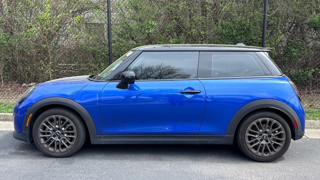 Used 2025 MINI Cooper S image 9