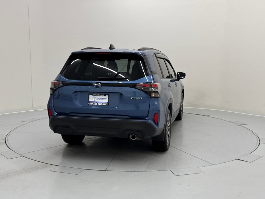 Used 2025 Subaru Forester Touring w/ Popular Package - Touring image 5