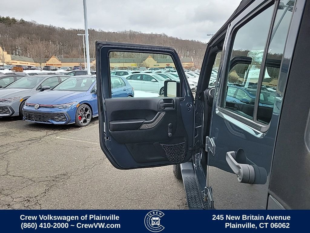 Used 2016 Jeep Wrangler Unlimited Sport image 35