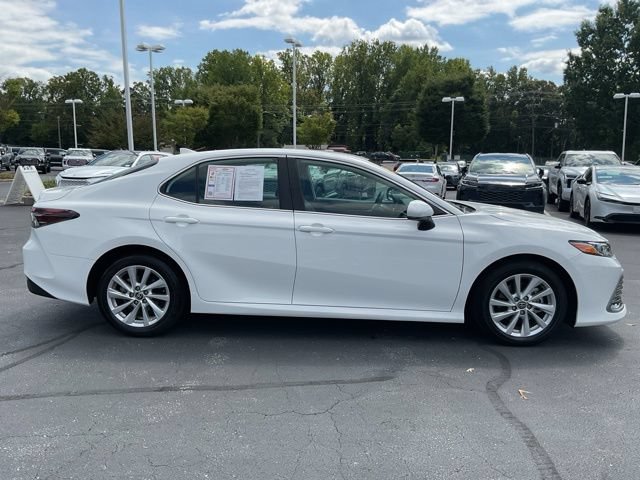Used 2024 Toyota Camry LE FWD image 7