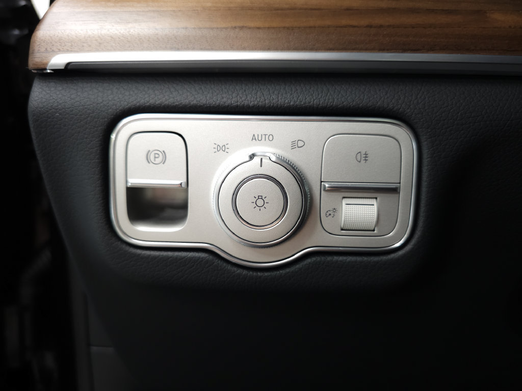 Certified 2026 Mercedes-Benz GLE 350 4MATIC image 10