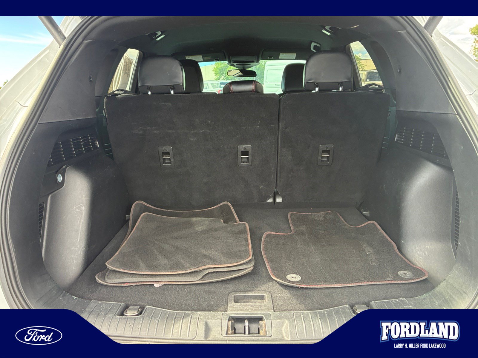Used 2023 Ford Escape ST-Line AWD/4WD image 32