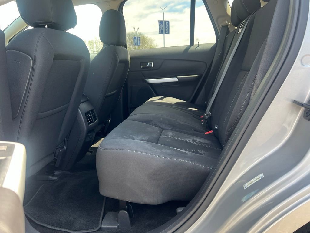 Used 2013 Ford Edge SE FWD image 31