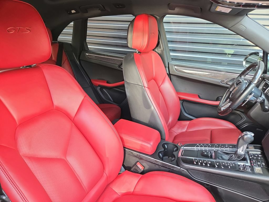 Certified 2018 Porsche Macan GTS AWD/4WD image 20