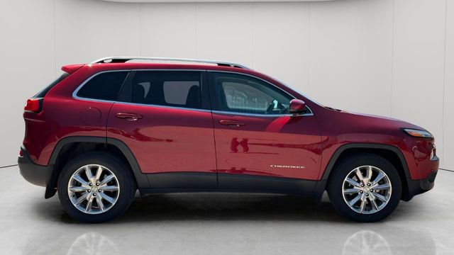 Used 2016 Jeep Cherokee Limited AWD/4WD image 3