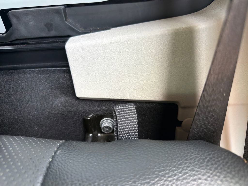 Used 2018 Nissan Titan SL AWD/4WD image 20