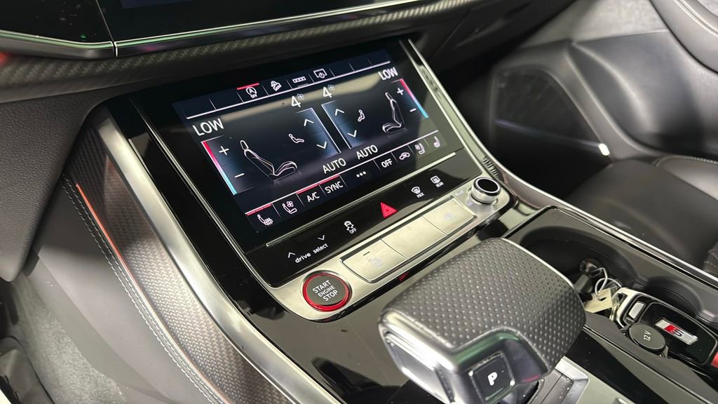 Used 2025 Audi SQ8 Premium Plus w/ 23" Wheel Package image 21