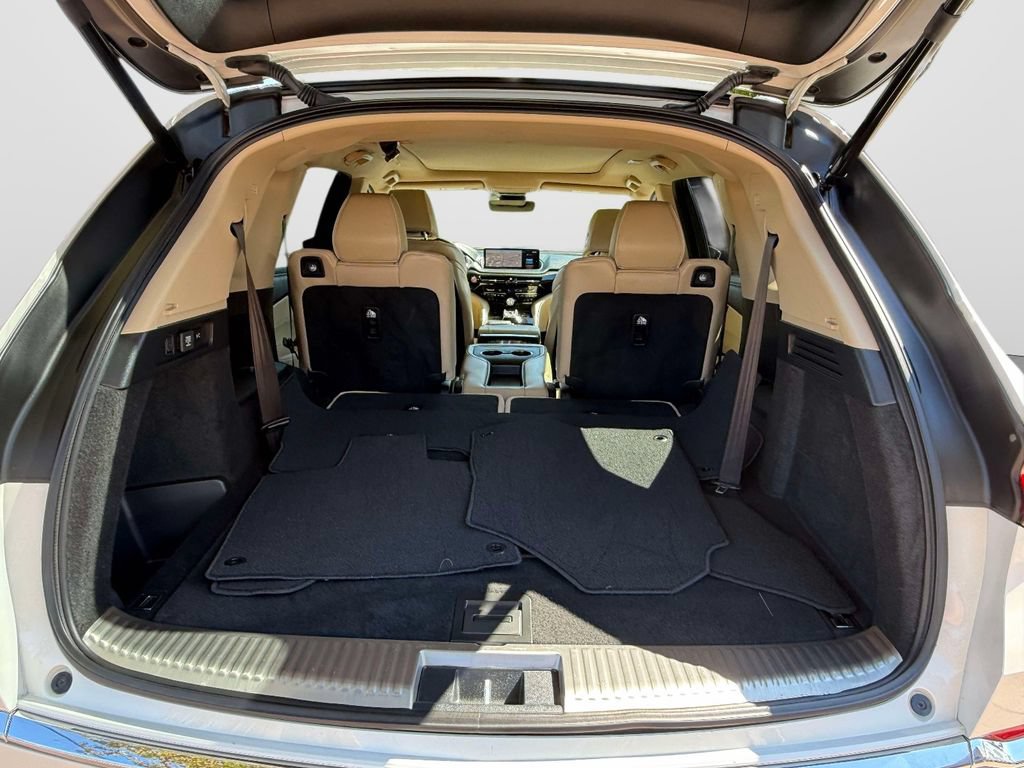 Certified 2024 Acura MDX w/ Advance Package AWD/4WD image 8