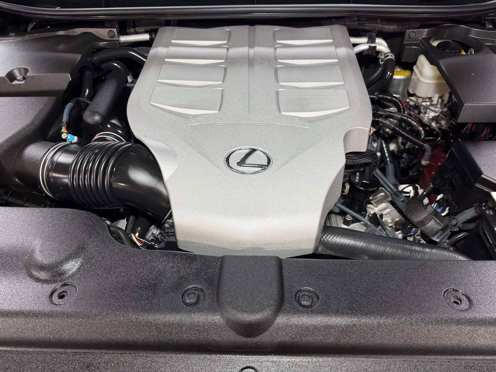 Used 2015 Lexus GX 460 w/ Premium Package AWD/4WD image 11