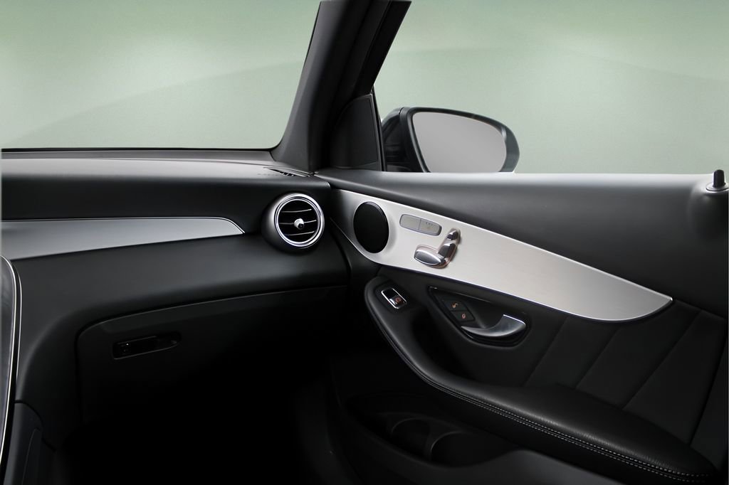 Used 2022 Mercedes-Benz GLC 300 image 24