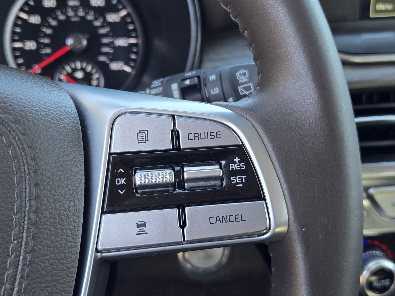 Certified 2022 Kia Telluride SX w/ Towing Package image 23