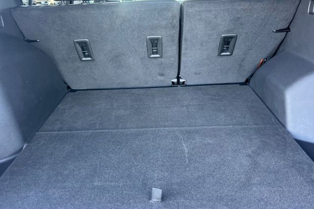 Used 2023 Chevrolet Equinox LT FWD image 18