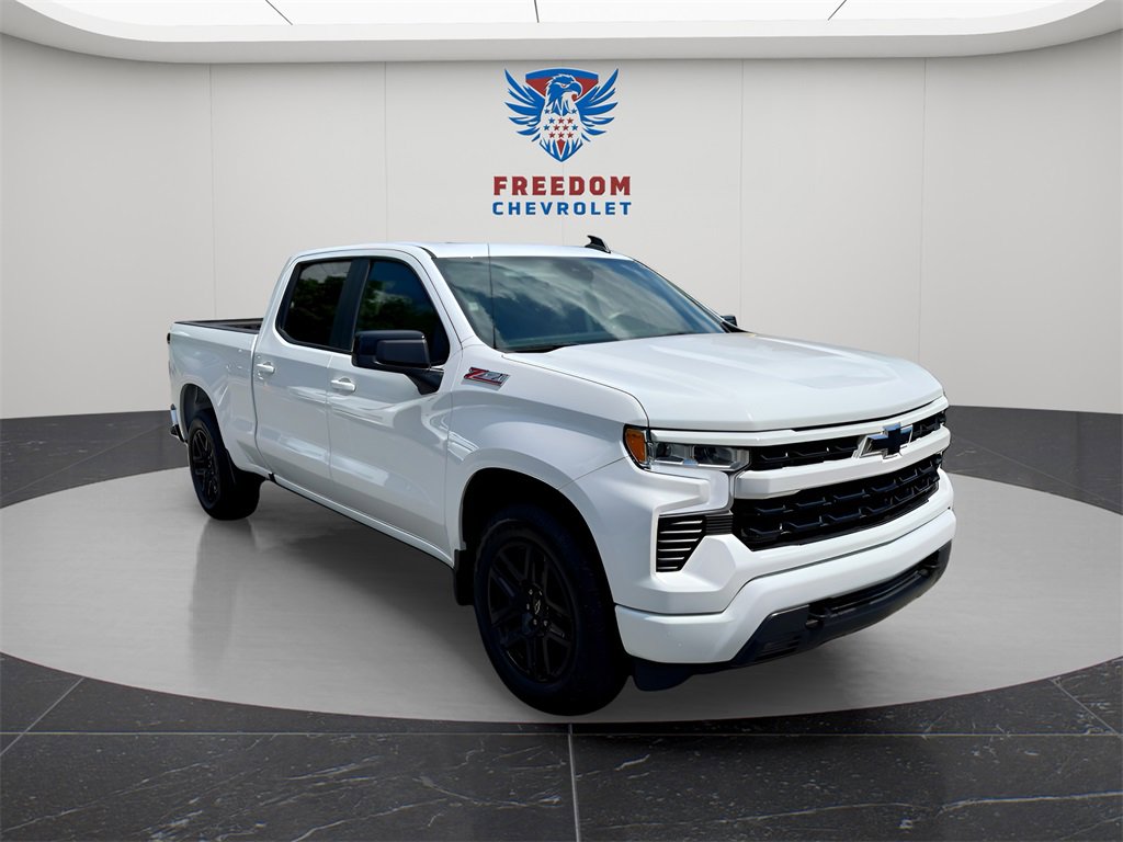 Used 2024 Chevrolet Silverado 1500 RST image 3