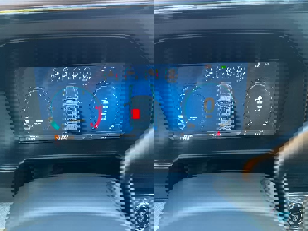 New 2026 Ford F250 King Ranch w/ FX4 Off-Road Package image 17