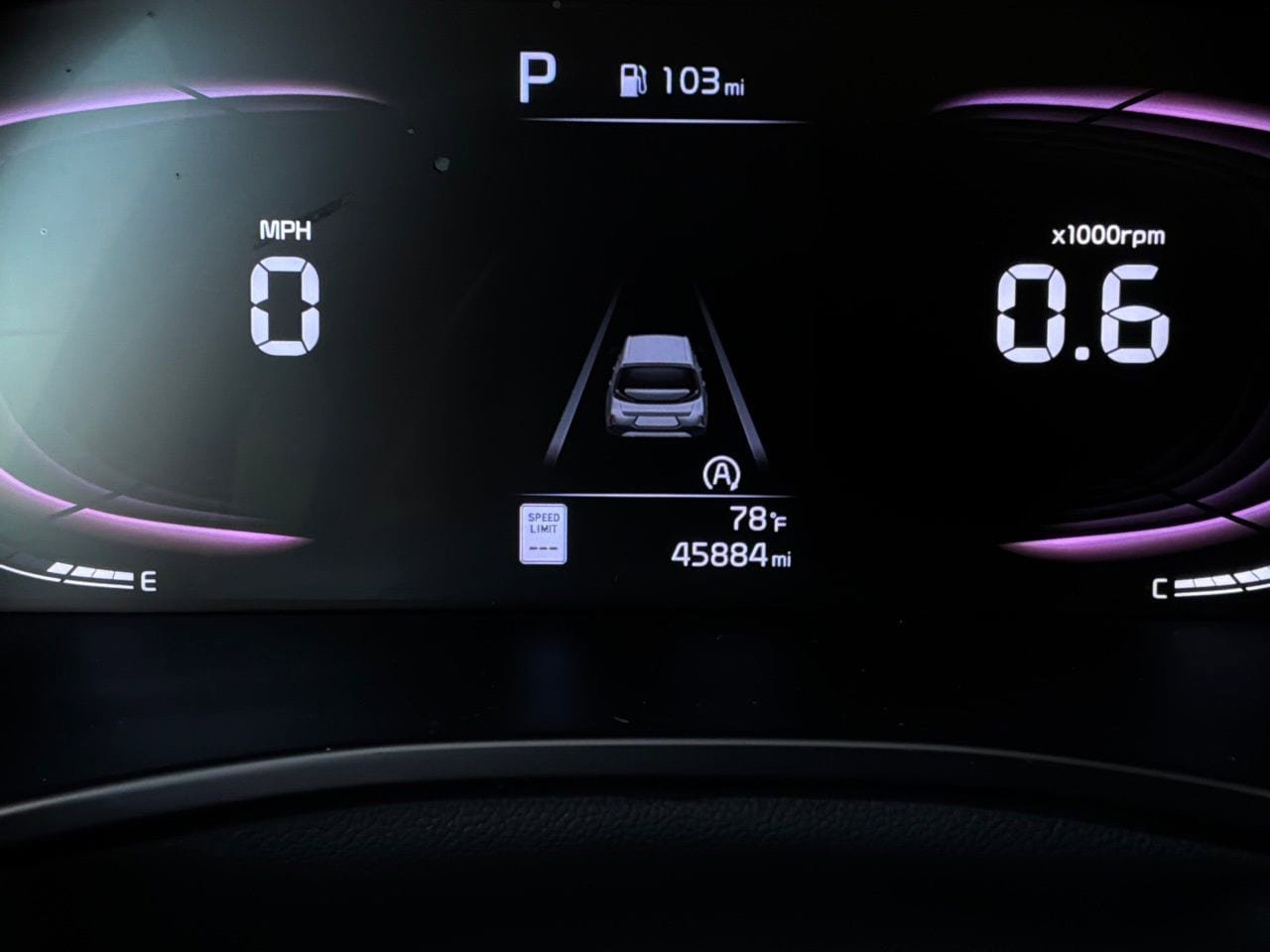 Used 2025 Kia Soul LX w/ LX Technology Package FWD image 36