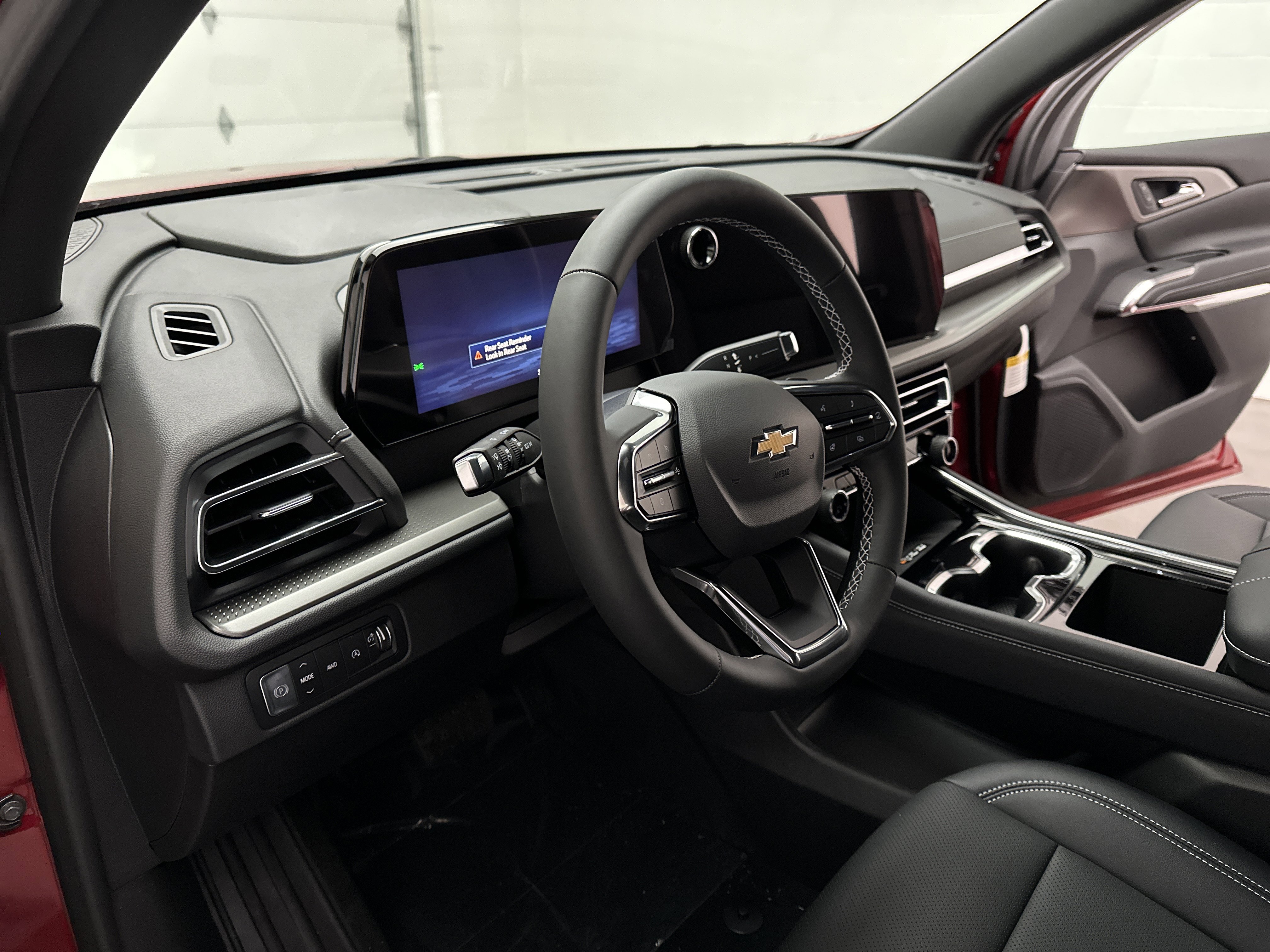 New 2026 Chevrolet Traverse LT w/ Driver Confidence Package image 17