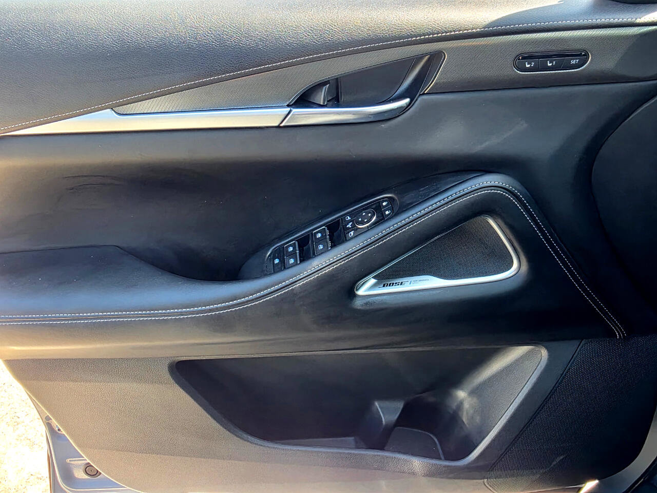 Used 2025 INFINITI QX60 Luxe w/ Black Edition image 12