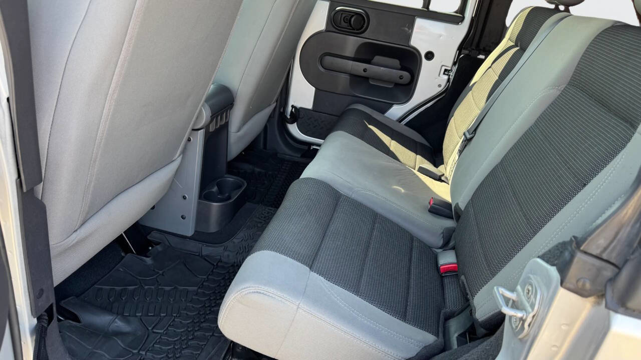 Used 2007 Jeep Wrangler Unlimited X image 13