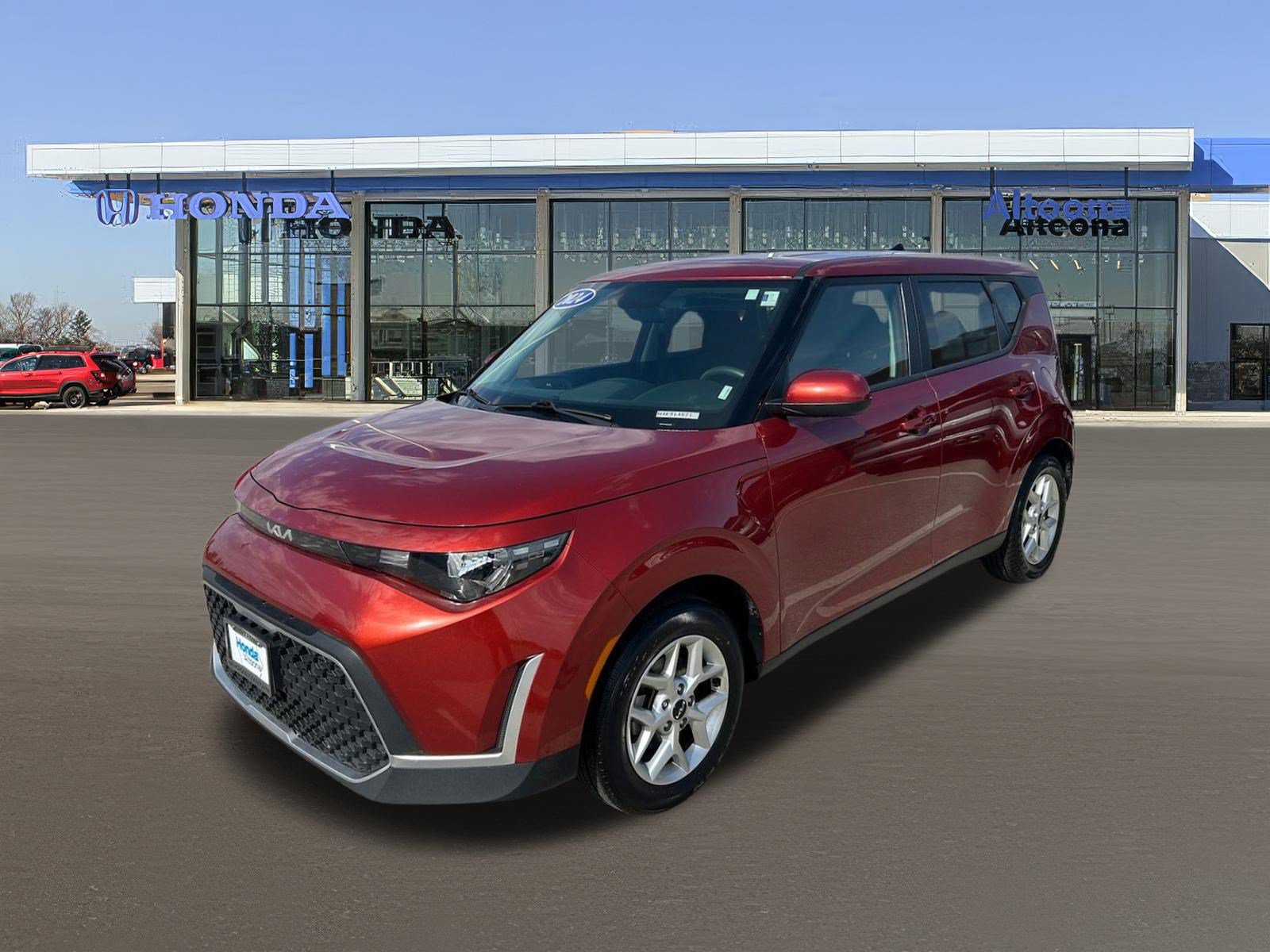 Used 2024 Kia Soul LX w/ Option Group 015 FWD image 1