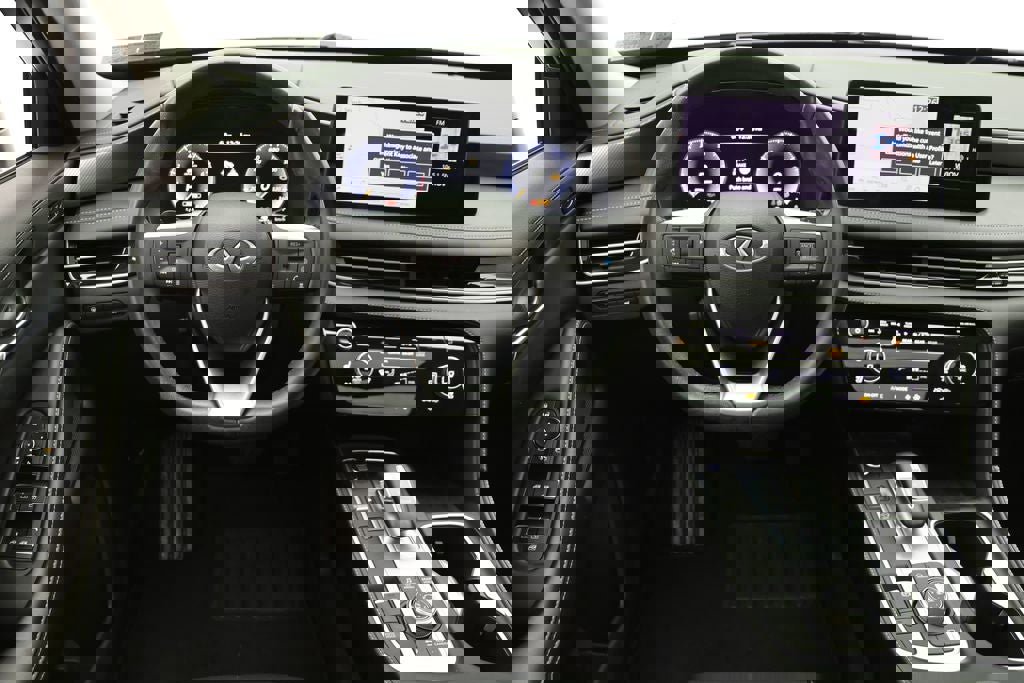 Used 2023 INFINITI QX60 Luxe w/ Cargo Package image 13