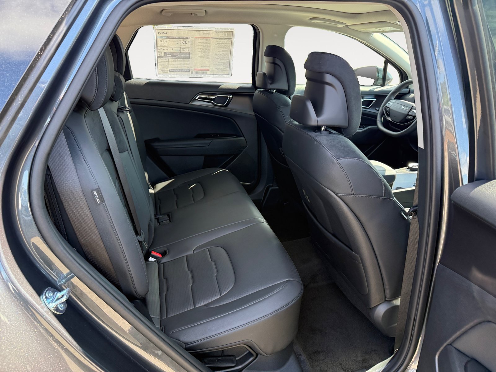 New 2027 Kia Sportage SX Prestige AWD/4WD image 18