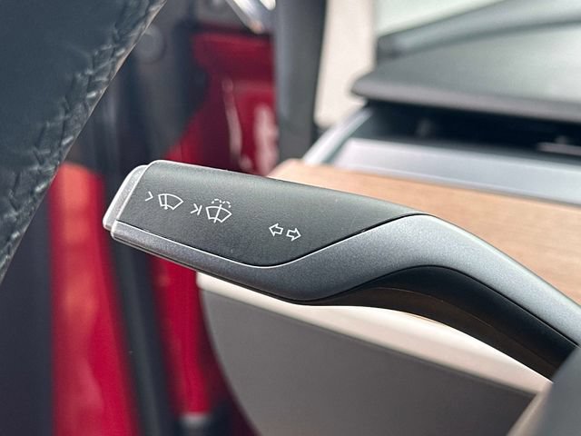 Used 2018 Tesla Model 3 Long Range AWD/4WD image 10