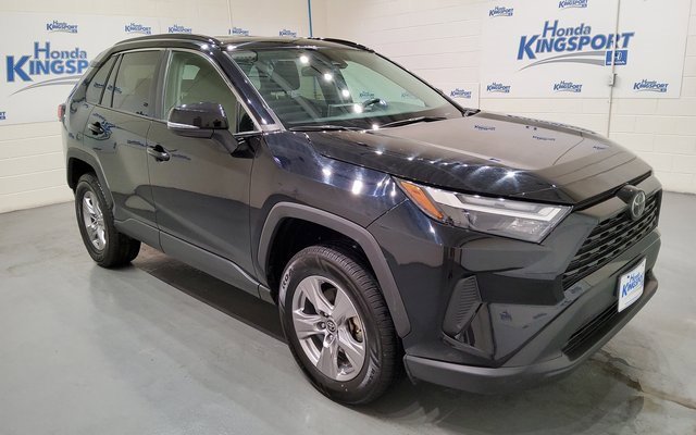 Used 2024 Toyota RAV4 XLE image 2
