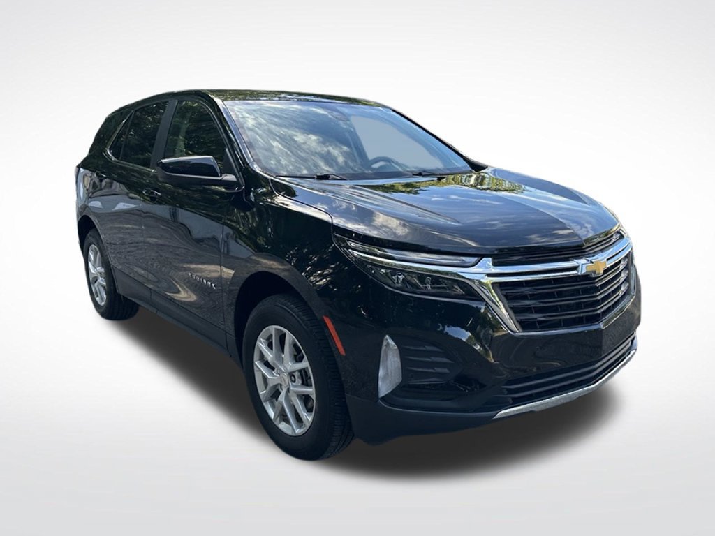 Used 2024 Chevrolet Equinox LT w/ LPO, Floor Liner Package AWD/4WD image 8