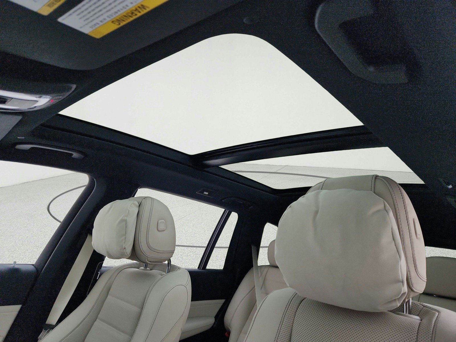 New 2026 Mercedes-Benz GLS 580 4MATIC image 18