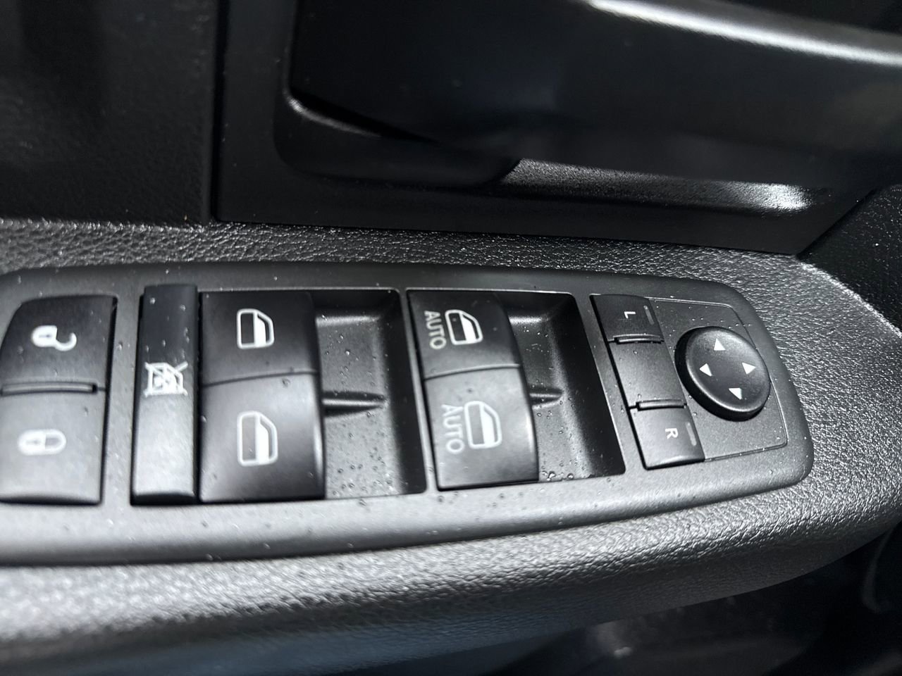 Used 2020 RAM 3500 Tradesman w/ Chrome Appearance Group image 29