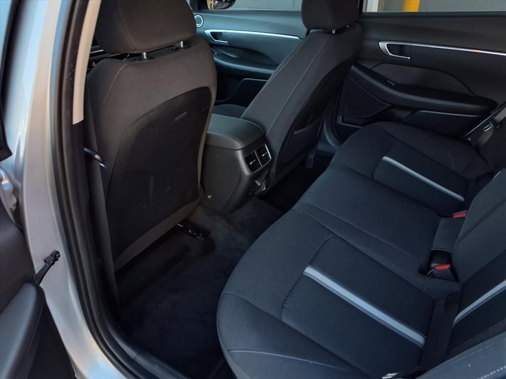 Used 2023 Hyundai Sonata SEL w/ Cargo Package image 18